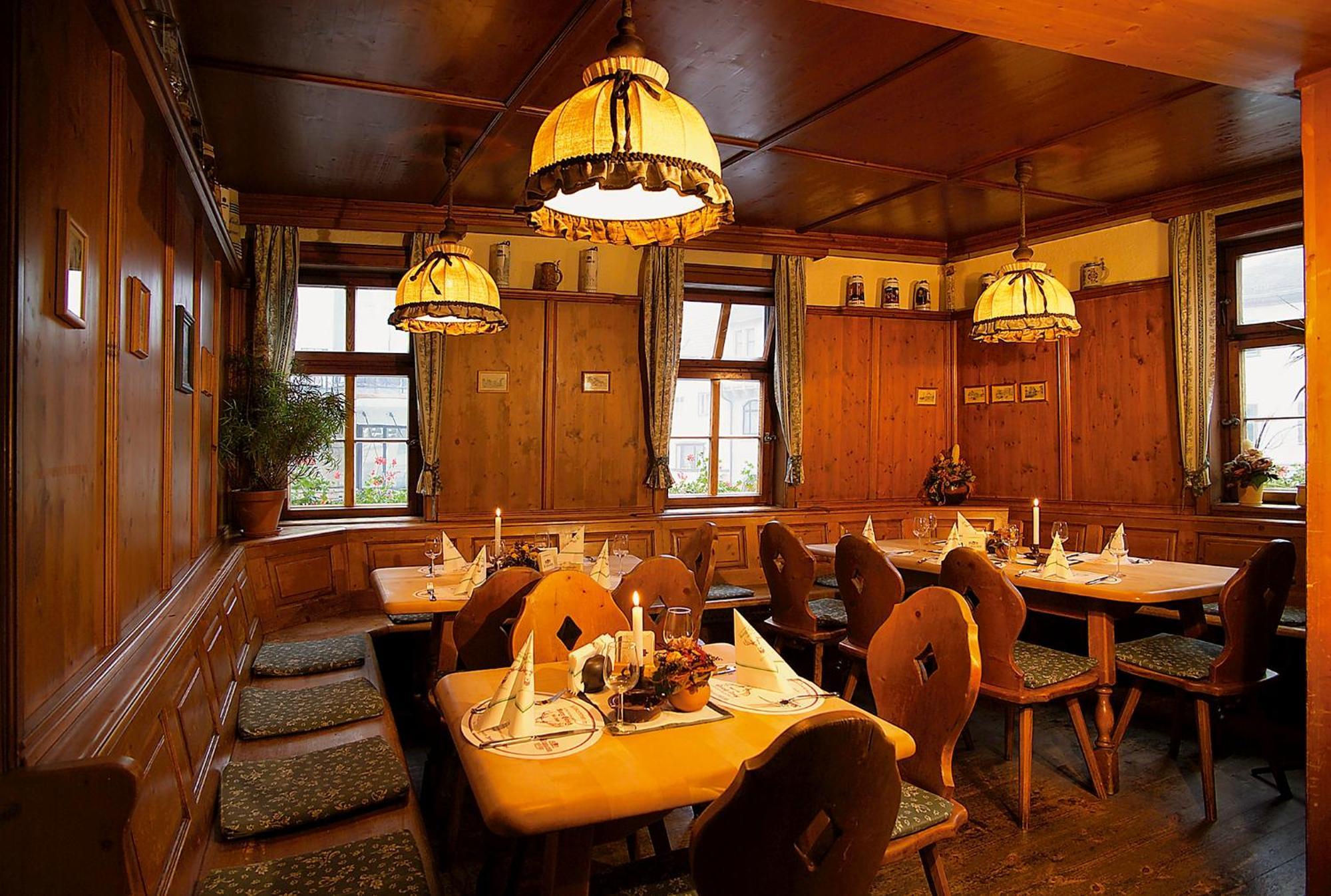 Altdeutsches Gasthaus Roter Hirsch Jena Exterior foto